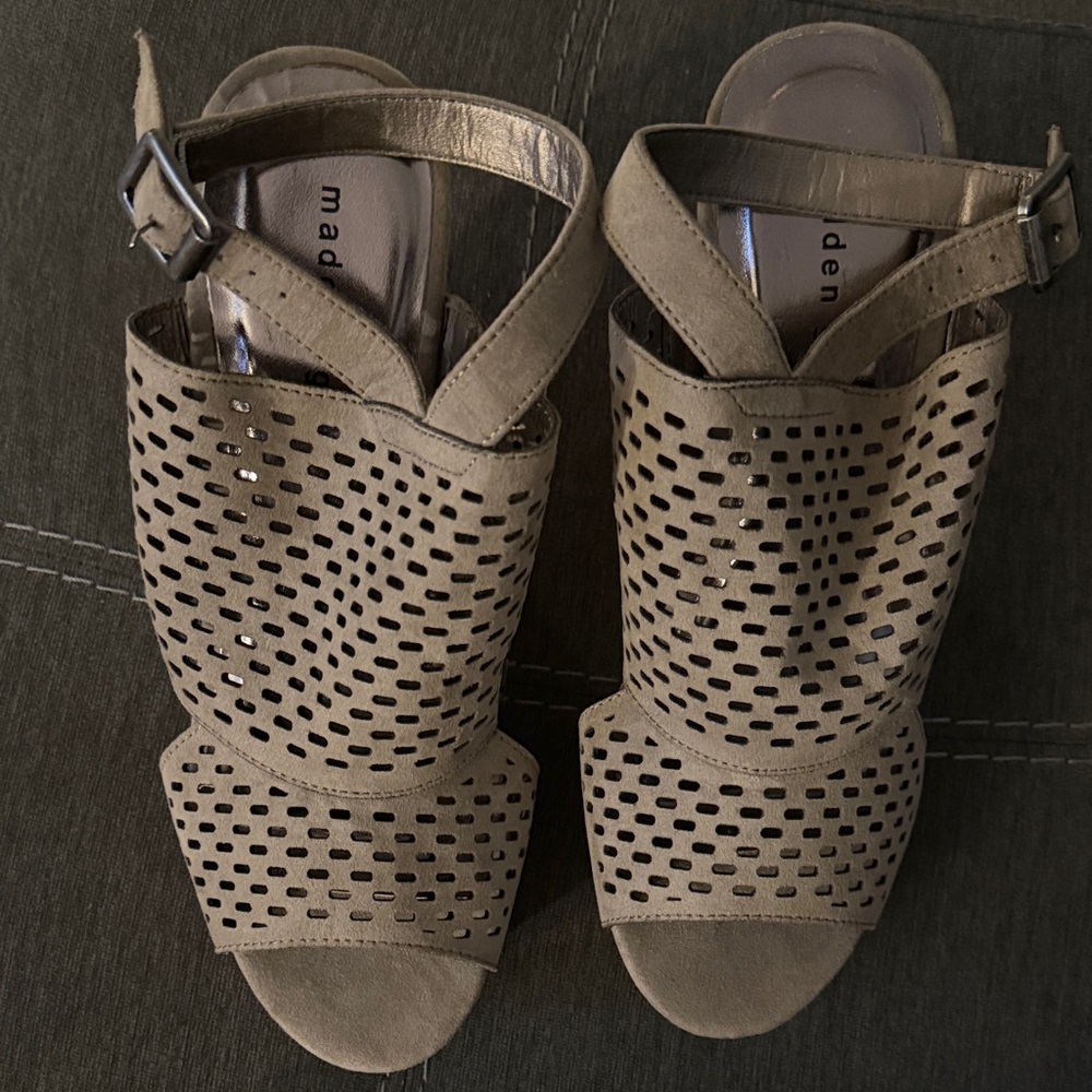 NWOT Madden Girl Beige Cutout Sandals